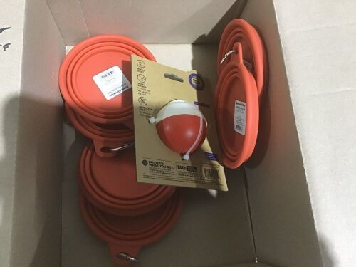 Collapsible Dog Bowls & Dog Toy  - Lot 892