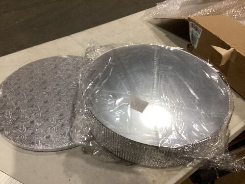 Sparkle & Bash 16" Wedding Cake Stand  - Lot 905