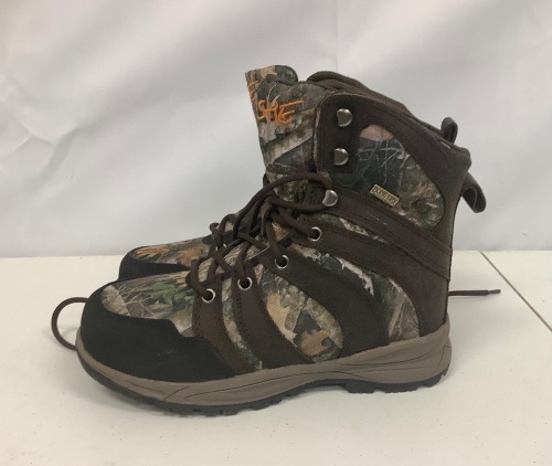 SHE Women's Camo Boots, 7M, E-Commerce Return - Lot 17