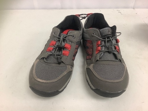 World Wide Sportsman Shoes, Size 11M - Lot 126