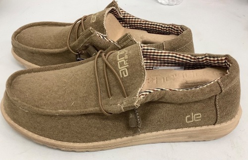 Hey Dude Wally Canvas Shoes for Men - 11M - Lot 140
