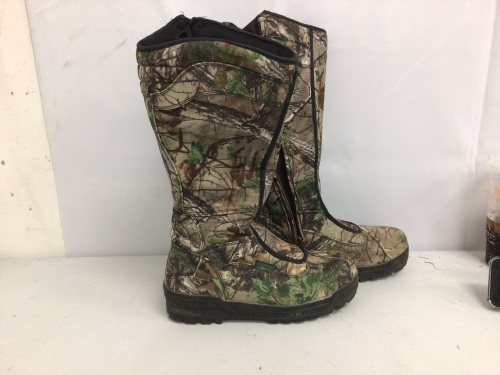 SHE Women's Camo Boots, 9.5 - Lot 380