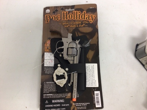 Doc Holliday Replica Revolver, E-Commerce Return - Lot 504