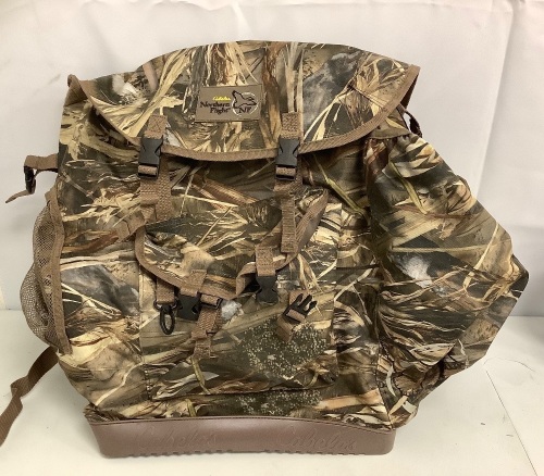 Waterfowler's Pack, E-Commerce Return, Rip on right strap - Lot 340