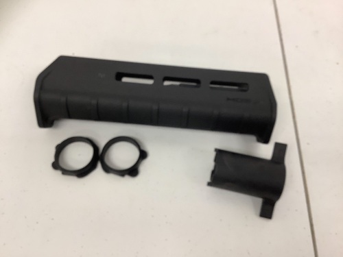 Magpul Moe M-Lok Forend, E-Commerce Return, Sold as is - Lot 310