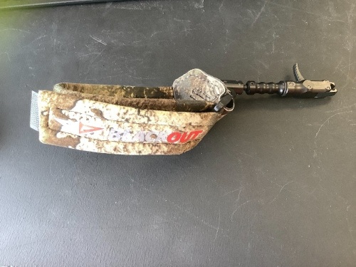 Blackout Bow Release, E-Commerce Return - Lot 503