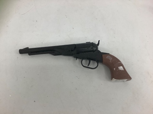 Play Parris Revolver, E-Commerce Return - Lot 667