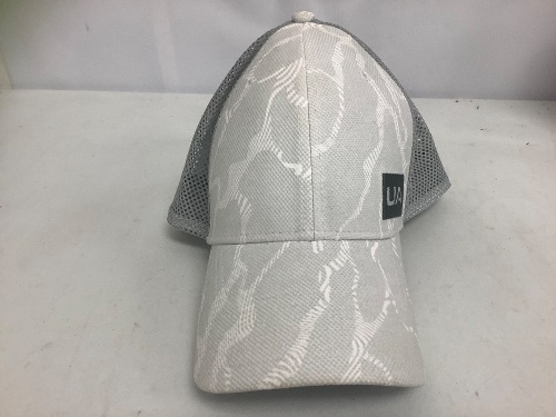 Under Armour Hat, Appears New, Sold as is - Lot 693