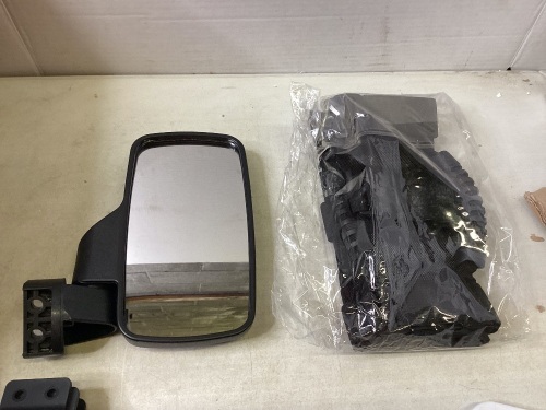 WSays 1.75" Horizontal Cross Bars UTV Offroad Center View/Side View Mirrors w/ Clamp & Grab Handle Set Compatible w/ Kubota RTV/Kawasaki/Honda - Lot 177