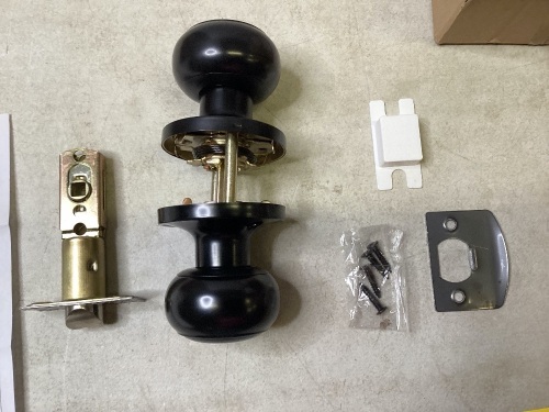 Round Door Knob Set - Lot 277