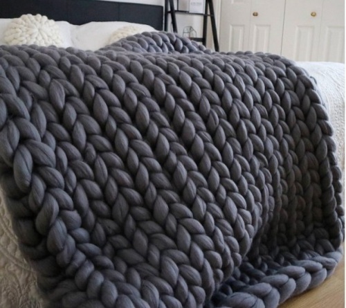 HOTBEST Large Soft Chunky Knitted Woolen Throw, Gray - Lot 282