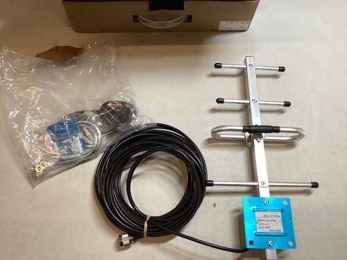 Mobile Signal Amplifier Antenna - Lot 537