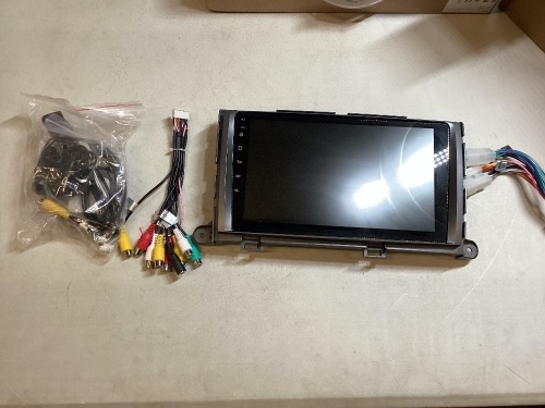 Android 9.1 Car Stereo/GPS for Toyota Sienna 2011-14 - Lot 577