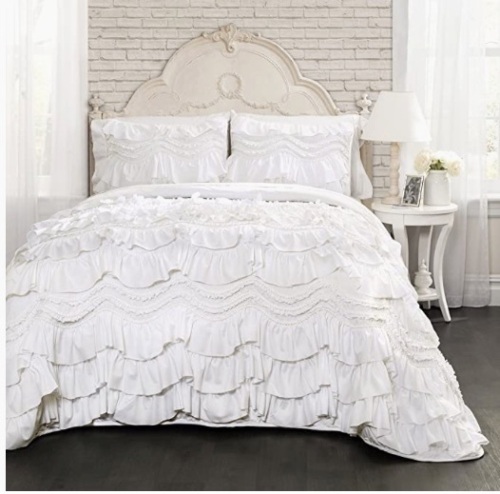 Lush Decor Kemmy Quilt Ruffled 3 Piece Full/Queen Size Bedding Set, White - Lot 312