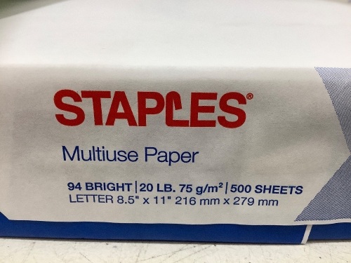 Box of 8 Reams Staples Multiuse Paper - Lot 113