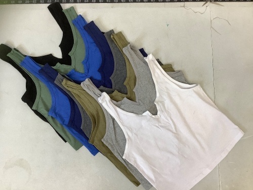 Set of 8 Womens Crop Tank Tops, M - Lot 141