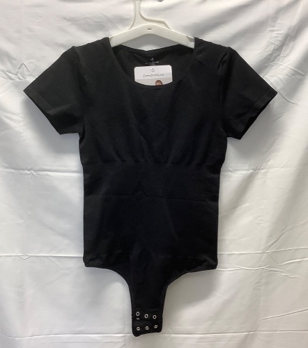 Slimming & Smoothing Bodysuit, M/L - Lot 440