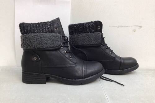 Womens Sweater Boots, Size 8 - Lot 236