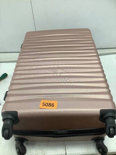 Set of 3 Pink Suitcases - Lot 5086