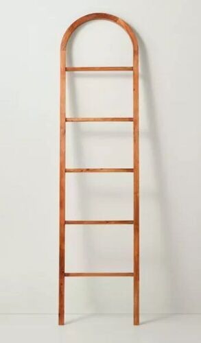 6' Arched Wood Throw Blanket Ladder - Lot 582