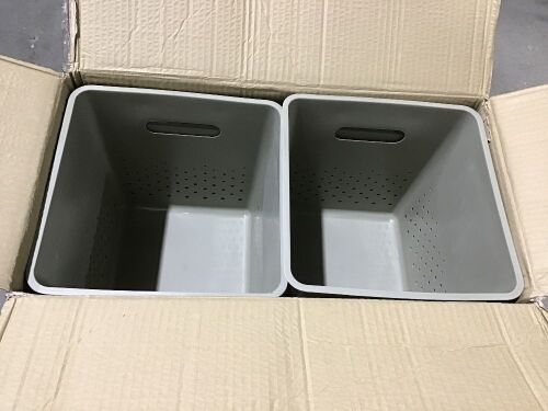 Storage Bins - Lot 576