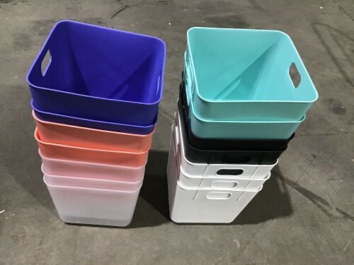 Lot of Cube Storage Bins - Multicolor - Lot 586