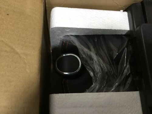 Luxury Armrest Box - Lot 994