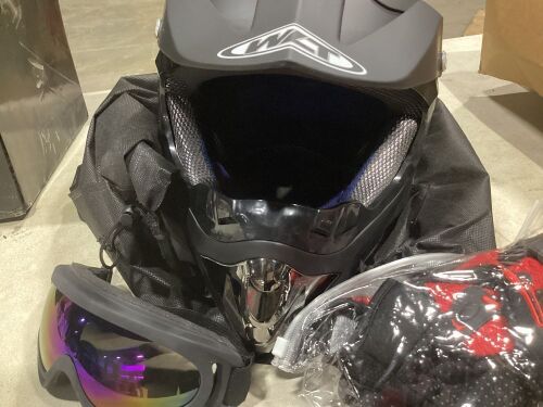 Modular Motorcycle Helmet - Black, XL Size, Cosmetic Damage - Lot 352