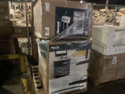 Pallet of Uninspected Bathroom Vanities - Lot 324