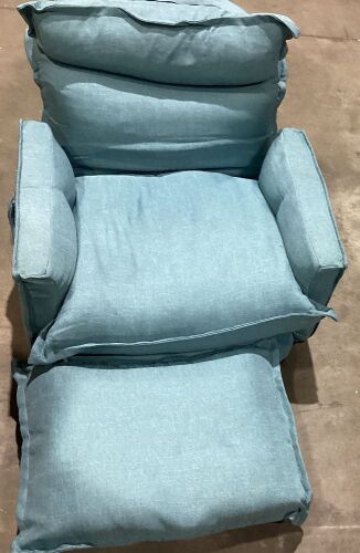 Recliner with Stool - Lot 123