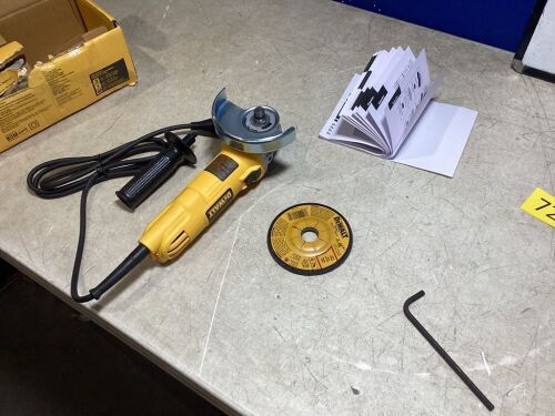 DEWALT Angle Grinder - Missing Lock  - Lot 723
