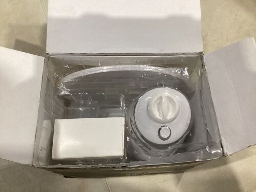 Automatic Face Mask Maker - Lot 585
