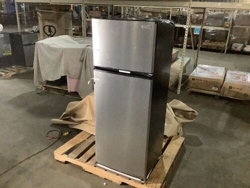 Vissani Mini Fridge - Cord Cut Off, Door Shelves Missing, Dented - For Parts/Repair  - Lot 494