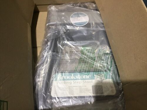 Brookstone Folding Step Stool - Lot 1017