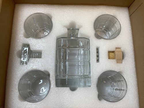 Whiskey Decanter Set w/ Four Glasses - Lot 89