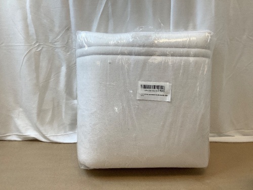 Memory Foam Bath Mat, White, 59" x 24", New - Lot 432