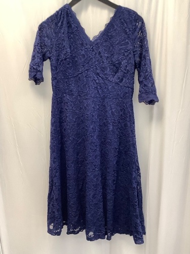 Womens Half Sleeve Dress, Size XL - Lot 442