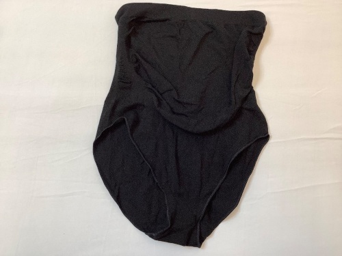 Pack of (3) Womens High-Waist Shapewear, Size M - Lot 550