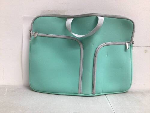 15" Laptop Sleeve Case - Lot 108