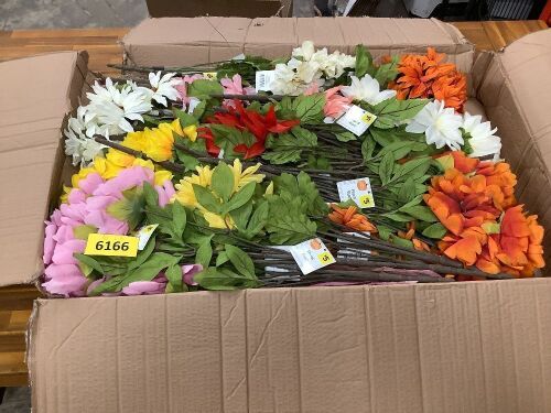 Box Of Misc. Fake Flowers - Lot 6166