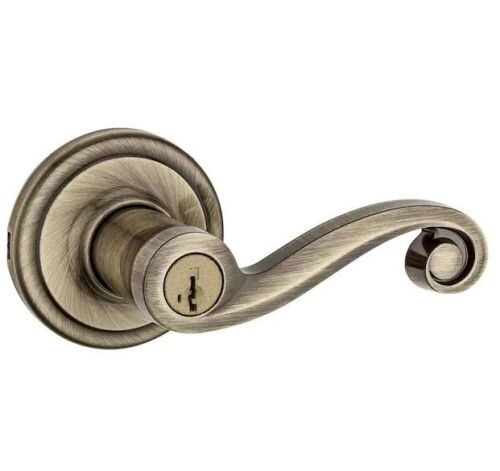 KwiksetLido Antique Brass Keyed Entry Door Handle Featuring SmartKey - Lot 173