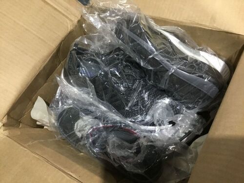 Lot of Various Shoes - Lot 539