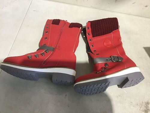 Red Boots, Size 36  - Lot 630