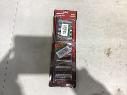 Husky 11 pc Deep Socket Set  - Lot 715