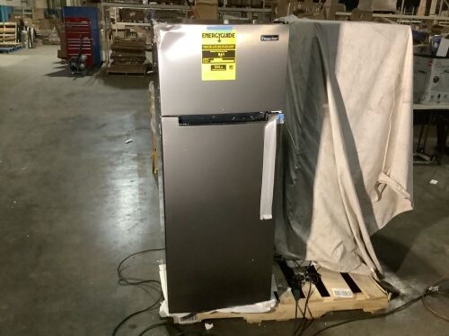 Magic Chef Refrigerator - Platinum Steel, 7.3 cu. ft., 21.5"x21.5"x55" - Cosmetic Damage - Lot 744