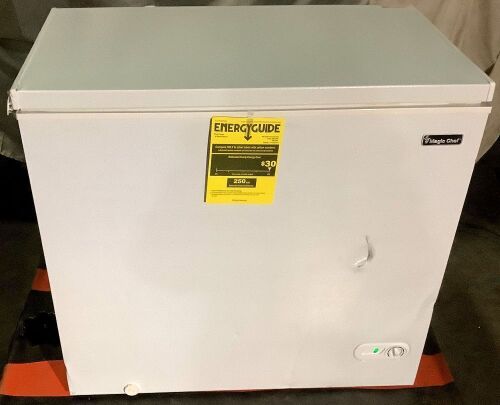 Magic Chef 7 cu. ft. Freezer - Cosmetic Damage - Lot 194