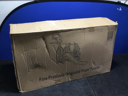 Childrens Play Set - E-Comm Return, Appears New  - Lot 352