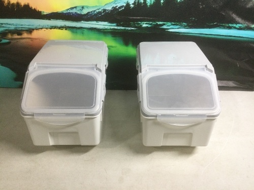 Lot of (2) Upkoch Food Storage Containers - New - Lot 779