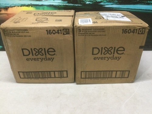Lot of (2) Cases Dixie 10 1/16" Disposable Plates, 5/44ct Packs - New - Lot 1071