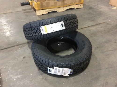 Goodyear Wrangler Trailrunner AT 235/75R15 105S Tires - Appear New - Lot 334